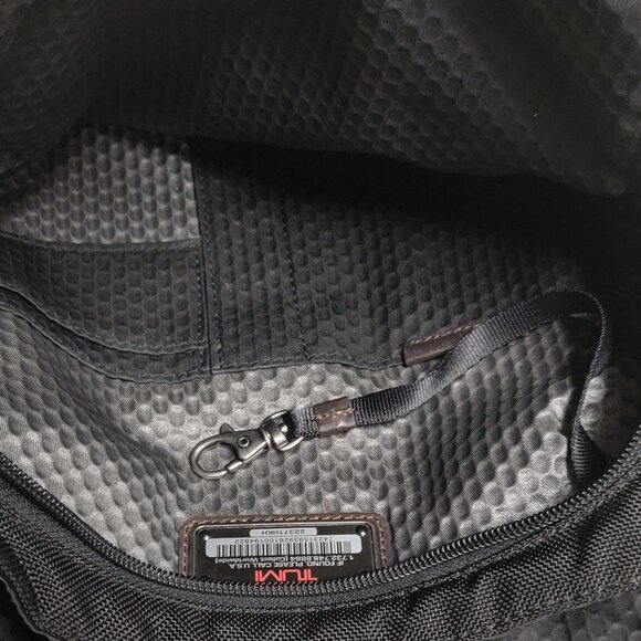 Tumi Alpha Bravo Beale Mini Messenger Bag Black Canvas - Picture 5 of 10